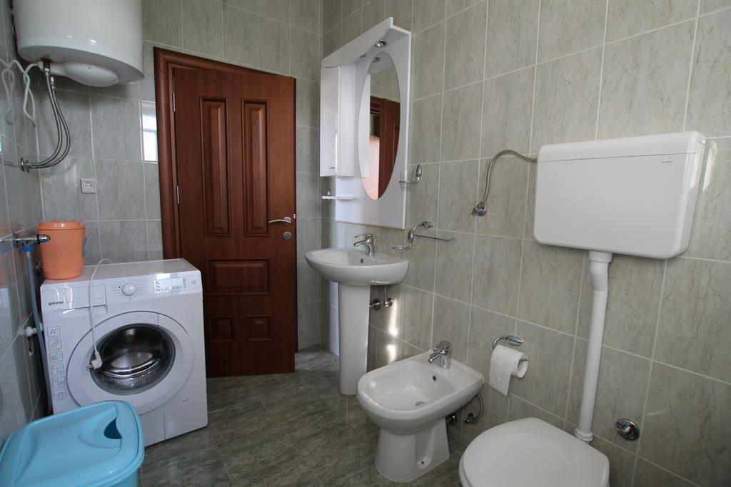 Apartment Bayer ヘルツェグ・ノヴィ エクステリア 写真
